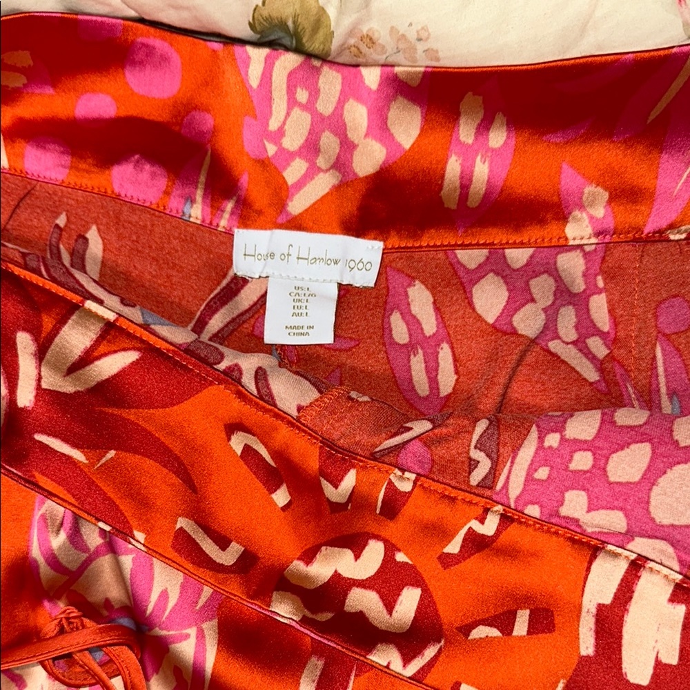 House of Harlow 1960 Vibrant Orange Floral Pants set satin - Picture 3 of 8